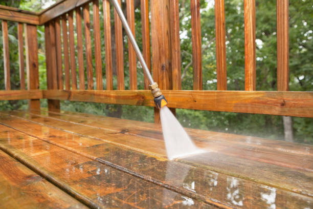 Best Patio and Deck Pressure Washing  in Falls City, OR